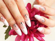 CRYSTAL NAIL CIX̃lCʊwu̓2