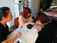 �G�C�`�c�[�l�C���A�[�e�B�X�g�w�@�̃l�C���ʊw�u���̓���1