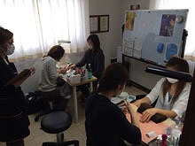 a four leaf�̃l�C���ʊw�u���̓���1